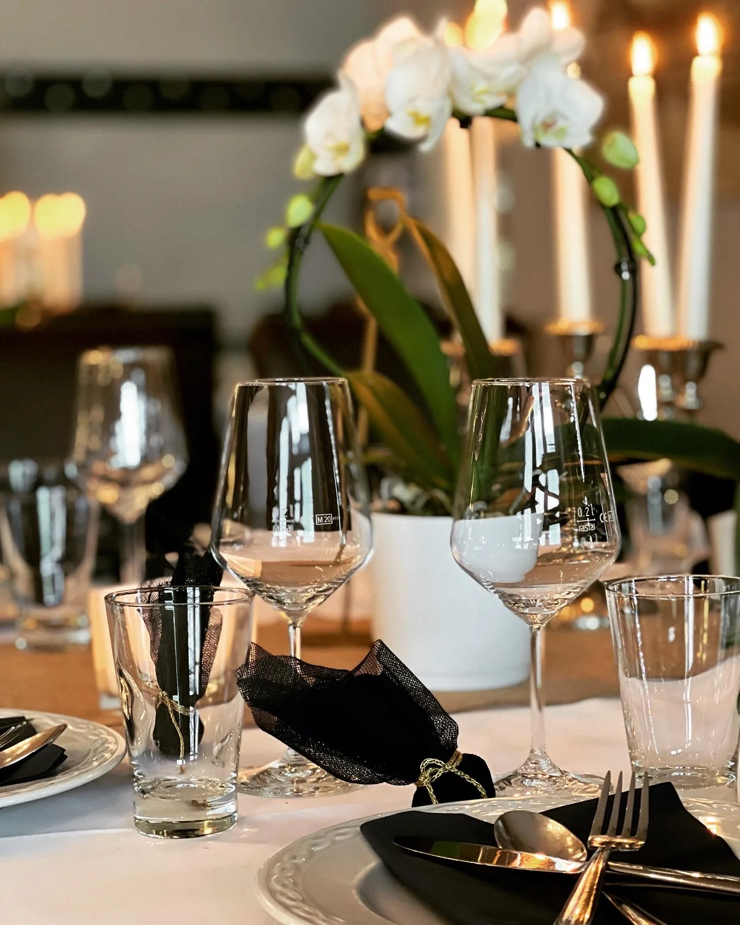 Restaurant, Tischweingläser von Brühler Hof Wine & Dine
