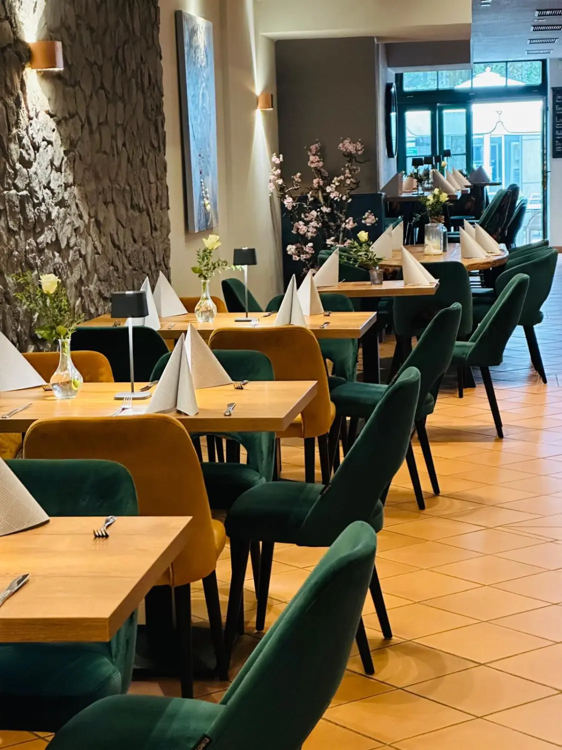 Restaurant, Tischweingläser von Brühler Hof Wine & Dine