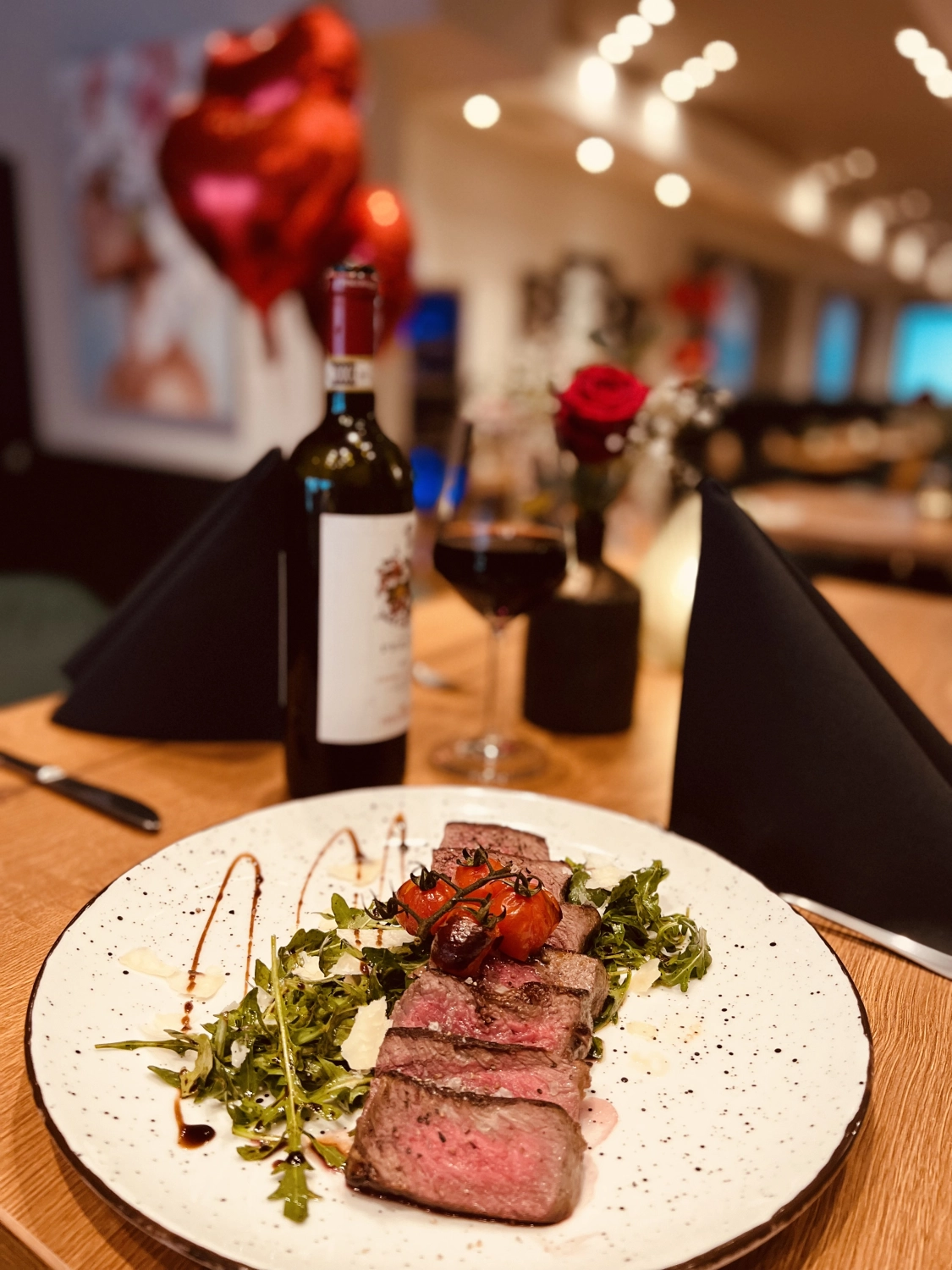 Kalbsmedaillons mit Spinat von Brühler Hof Wine & Dine